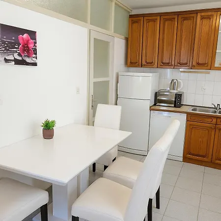 Apartman Solemare - 150m *