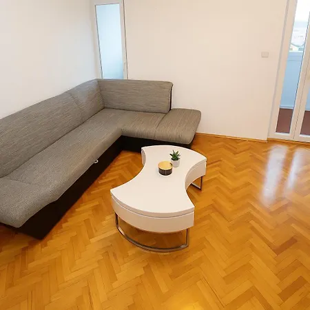 Apartman Solemare - 150m Makarska