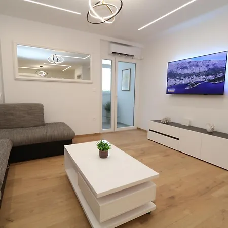 Solemare - 150m * Makarska